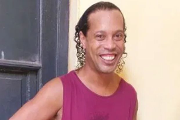 Rindu Mama, Ronaldinho...