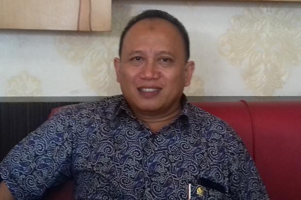 Anggota DPR Diimbau...