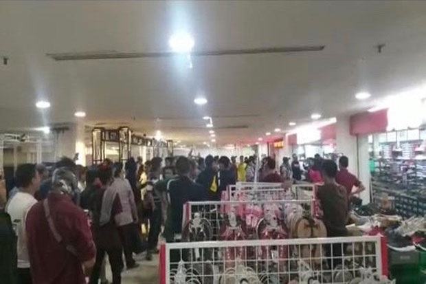 Viral, Kericuhan Antarpedagang...