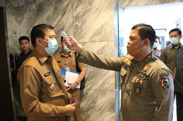 Wali kota Firdaus Imbau...