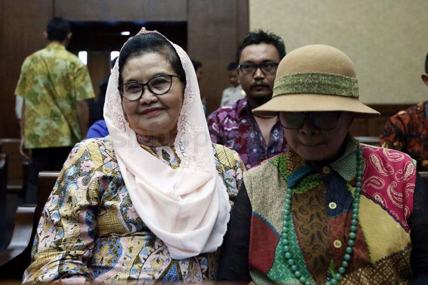 Di Tengah Wabah Corona,...