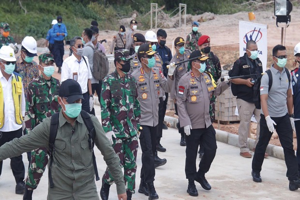 Bersama Kapolri, Panglima...