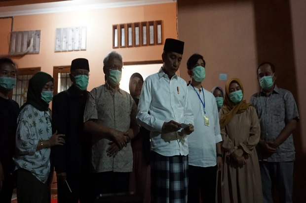 Jenazah Ibunda Presiden...