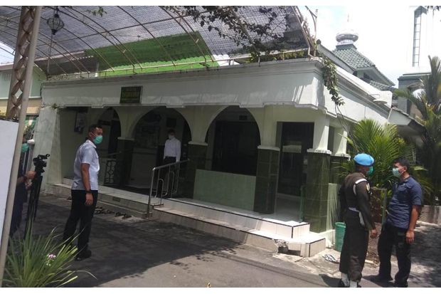 Jenazah Ibunda Jokowi...