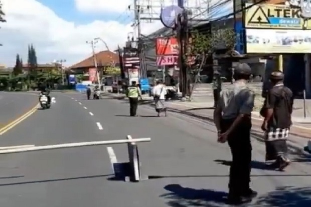 Cegah Corona, Bali Berlakukan...