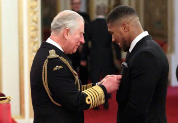 Anthony Joshua Isolasi...