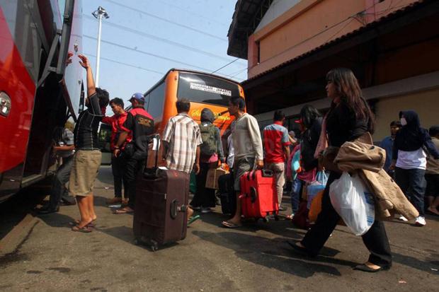 DPR Sarankan Warga yang...
