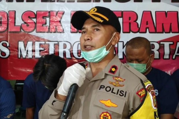 Pancing Pelaku Penjambretan,...