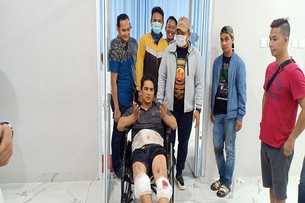 Tiga Perampok Toko Emas...