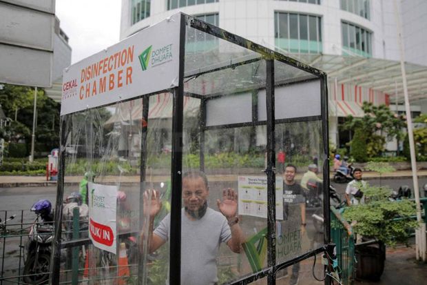 Penyemprotan Disinfektan...