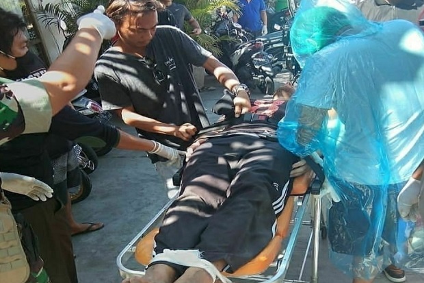 Bule di Bali Mulai Stres,...