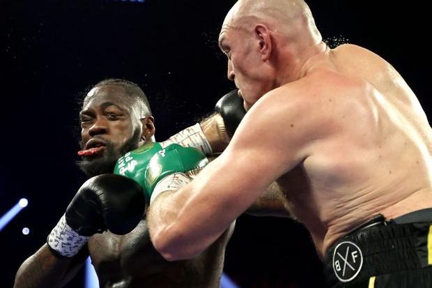 Bob Arum Perbarui Status...
