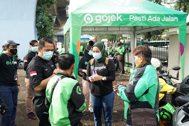 Atasi Tantangan Covid-19,...