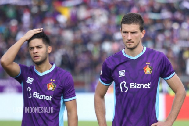 Patuhi Keputusan PSSI,...