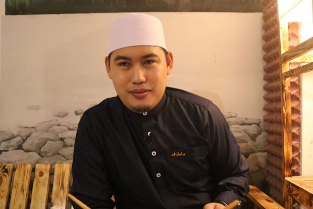 Pantaskah Kita Menolak...