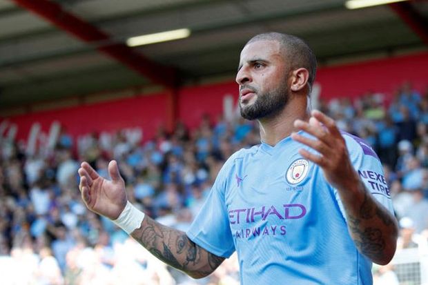 Gelar Pesta di Tengah...