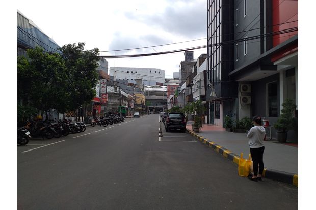 Curhat Penjual Kopi,...