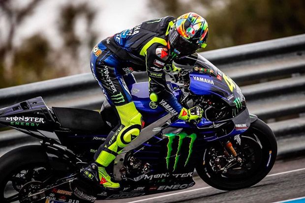 Tampung Rossi dan Lorenzo,...