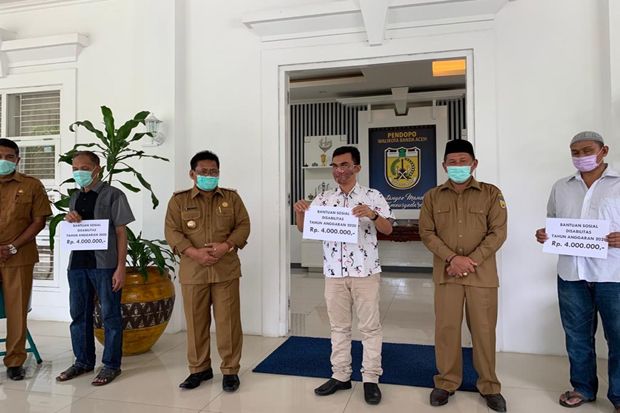 Banda Aceh Menyalurkan...