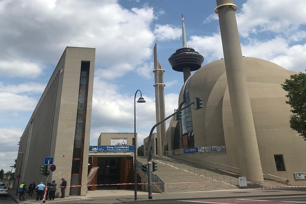 100 Masjid Jerman dan...