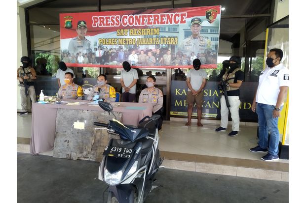 Polisi Ciduk 3 Pelaku...