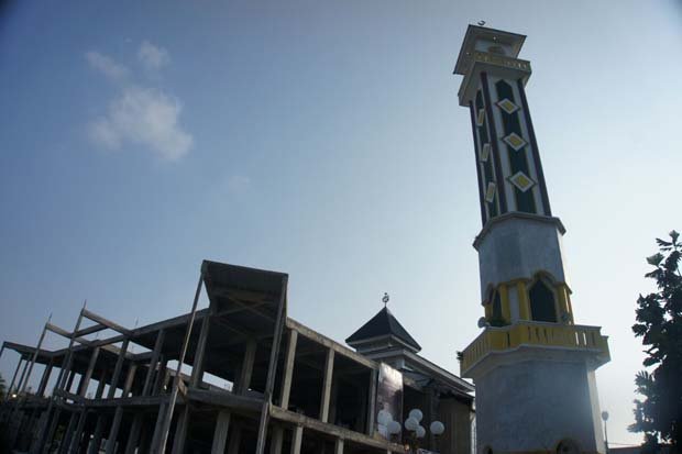 Masjid Agung Karawang,...