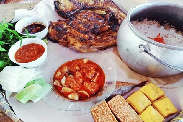 Nikmat Plus Menu Nasi...