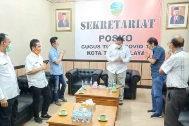 Warga Tionghoa Tasikmalaya...