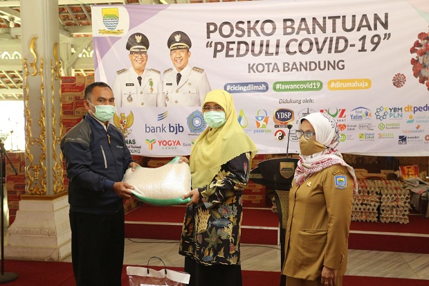 Pemkot Bandung Bagikan...