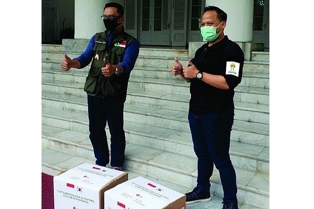 Hipmi Jabar Serahkan...