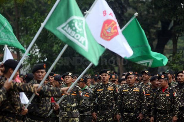 Polisi Didesak Respon...