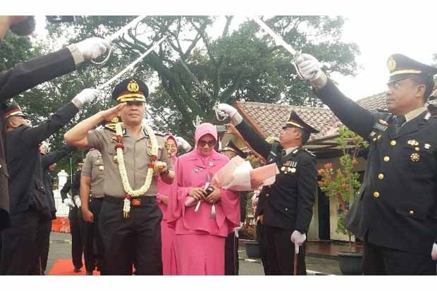 AKBP Rahmad Hidayat...