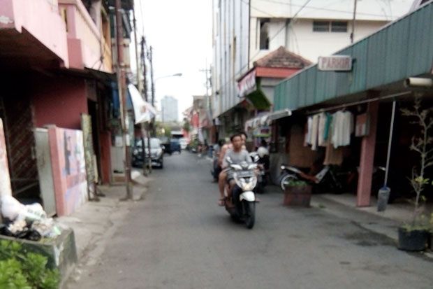 Mengenal Surabaya, dan...