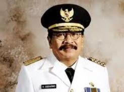 Lantik Walikota Probolinggo...