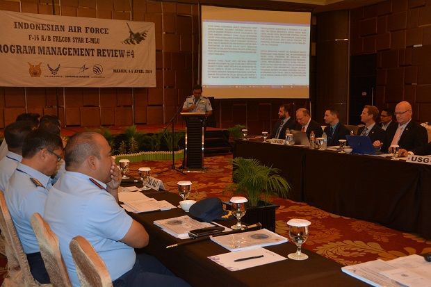 Upgrade 10 Pesawat F-16...