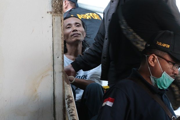 Ada Perbedaan Keterangan...