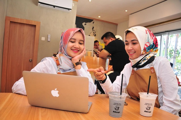 Jaringan Kedai Berkonsep...