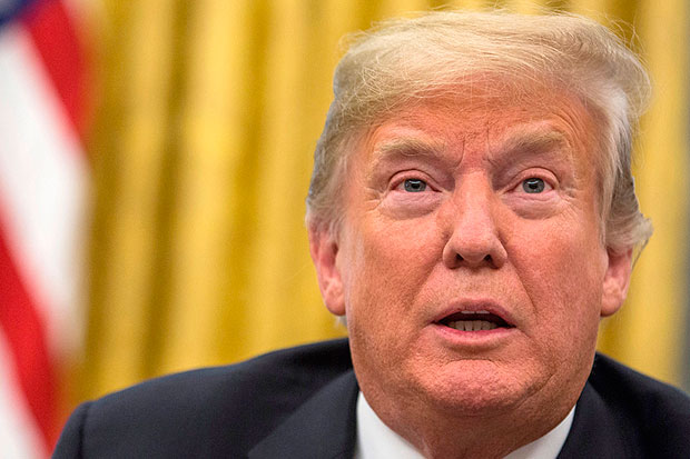 Skandal Seks Trump dengan...