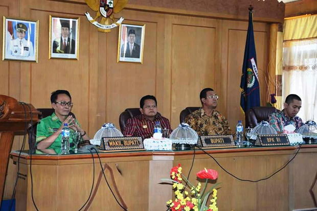 Tim BPK Audit Laporan...