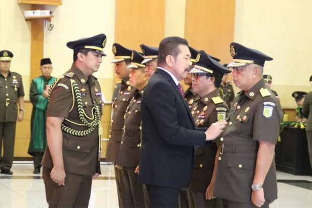 Mantan Kajati Sulsel...