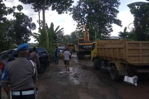 Tutup Tambang Ilegal,...