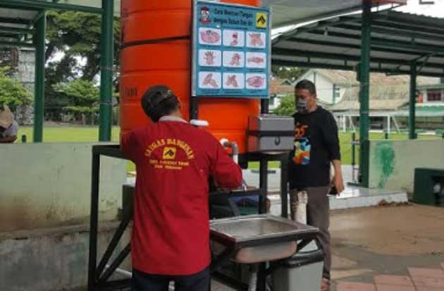 Cegah Penularan Covid-19,...