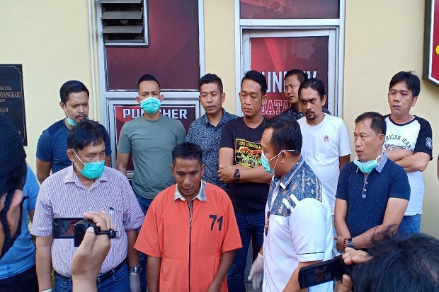 Gentar Mati Ditembak,...