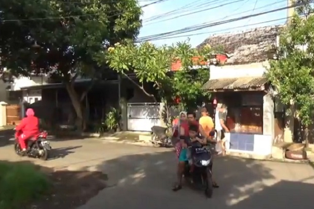 Warga Jember Panik akibat...