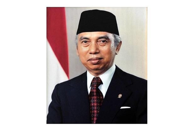 H Adam Malik, Siantar...