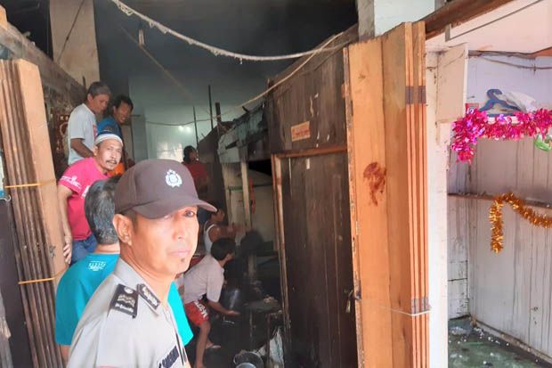 Warkop di Pasar Horas...