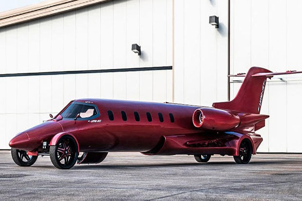 Wow! Limousine Berwujud...