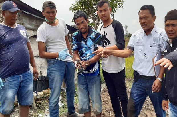 Sakit Hati Disebut Babi,...