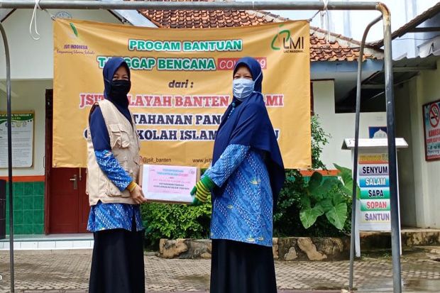 Solusi Lawan Covid-19,...