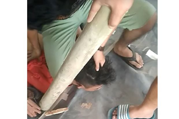Maling Besi Dihajar...